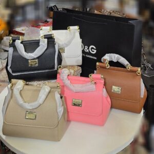 Dolce & Gabbana 21×19