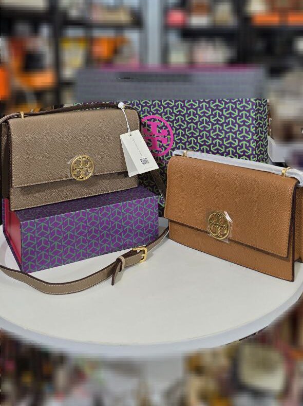 photo_5985304572614265287_y photo_5985304572614265287_y